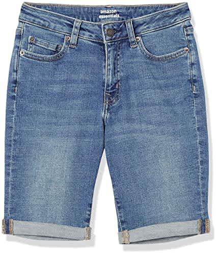 Amazon Essentials Women's 9" Denim Mid-Rise Bermuda Shorts, Medium Wash, 14
