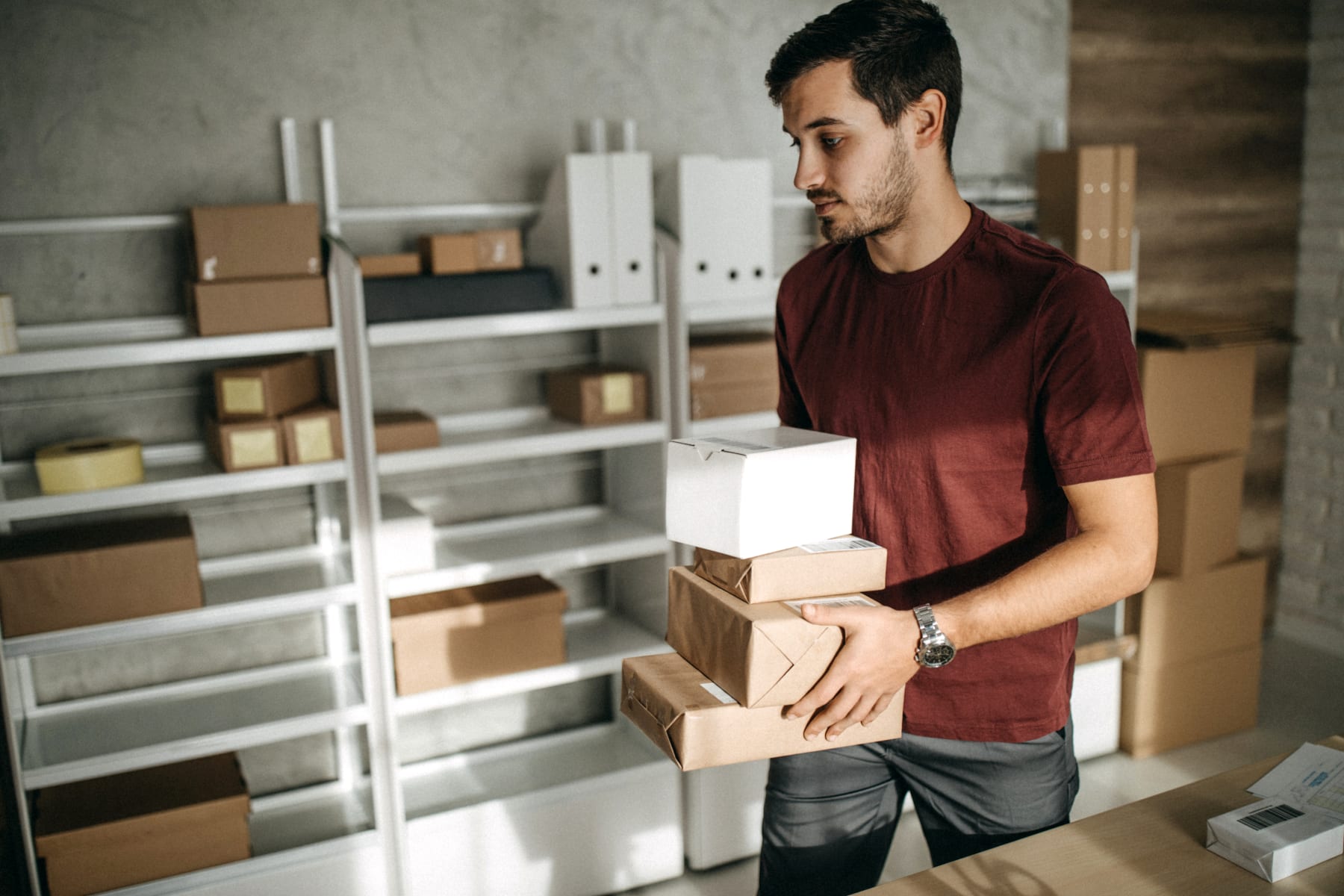 Does  Provide Boxes for Sellers? Here's Everything You Need