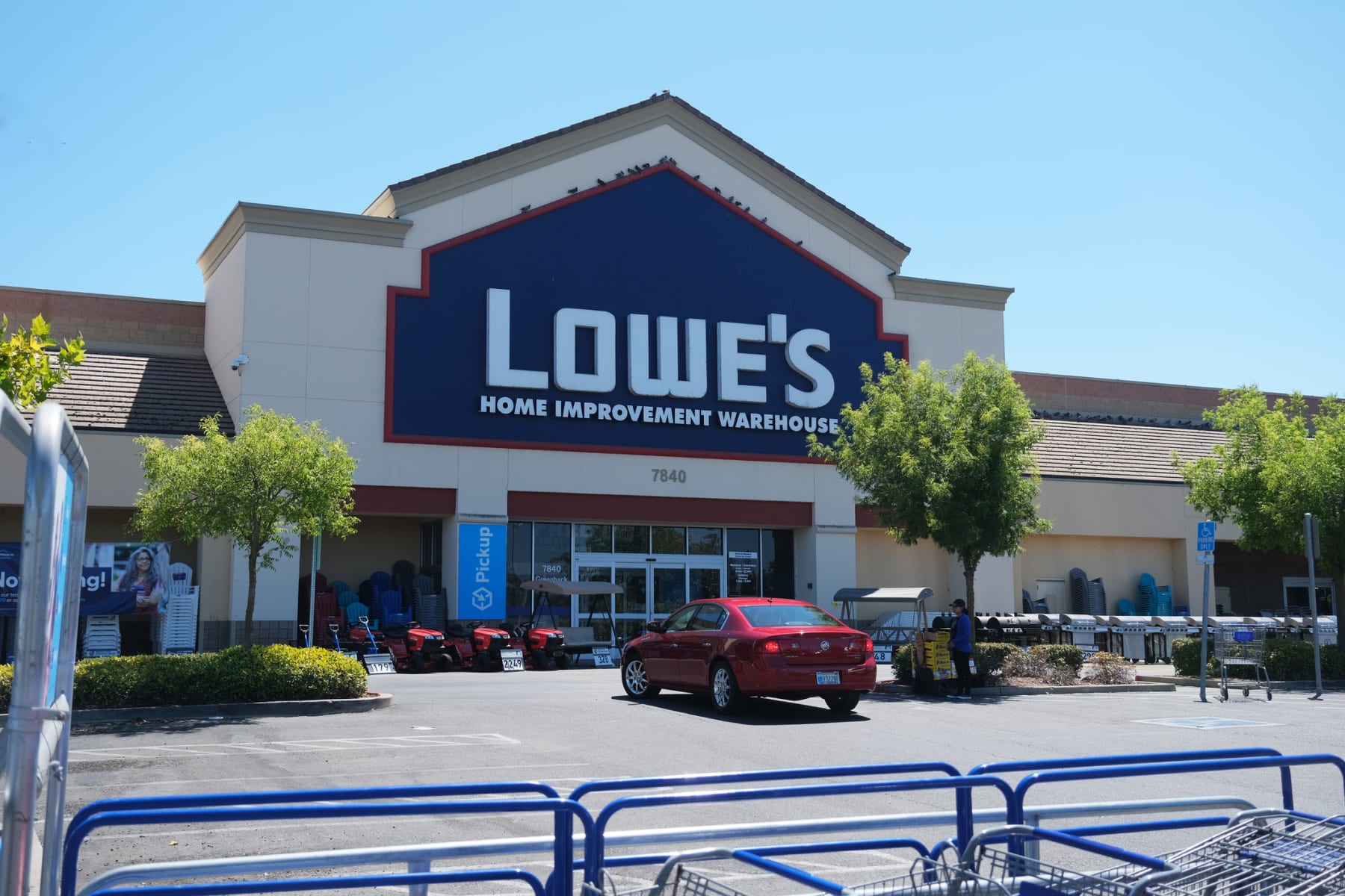 A Lowe's storefront.
