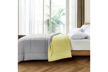 Macy's hotsell bedding clearance