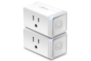 This 4-Pack of Wi-Fi Smart Plugs is Pretty Cheap at $21, Just $5 Per Plug