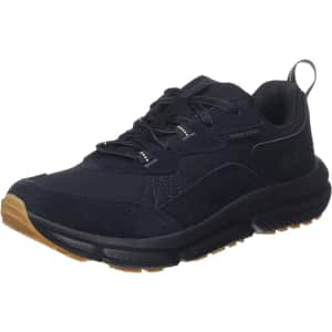 Under Armour Shoes and Clothing Deals at Amazon: Up to 72% off