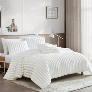 Bed Bath & Beyond Big Bed & Bath Sale: Up to 50% off