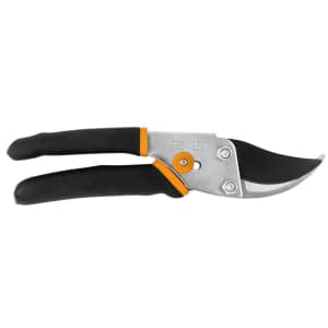 Fiskars 5/8" Bypass Pruning Shears: $10