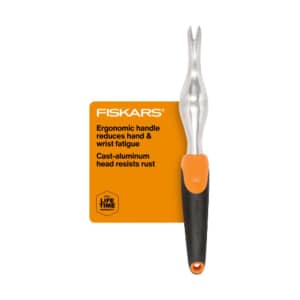 Fiskars Ergo Weeder Heavy Duty Hand Tool: $5.59