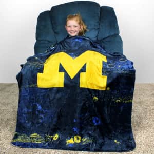 College Covers Everything Comfy NCAA Throw Blanket: $15 College Covers Everything Comfy NCAA Throw Blanket: $15