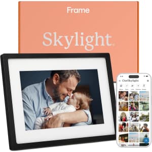 Skylight 10" 8GB Digital Picture Frame: $110