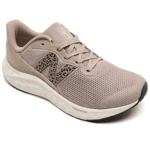 Macy's Women's Shoes: 25% to 60% off