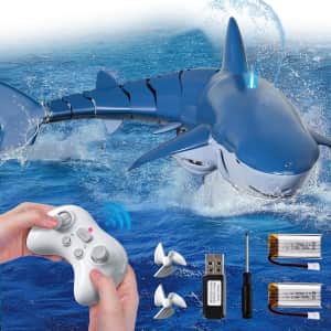 Watudou RC Shark Toy 1:18 Scale With Light & Spray: $16.49 Watudou RC Shark Toy 1:18 Scale With Light & Spray: $16.49
