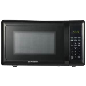 Emerson 0.7-cu ft. 700-Watt Countertop Microwave: $76