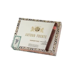 Famous Cigars Cigar Box Deals Yule Love: Under $100 Famous Cigars Cigar Box Deals Yule Love: Under $100