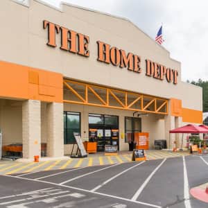 How To Save With Home Depot's 5 For $10 Mulch Sale