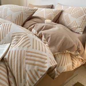 FizzyNest Pure Cotton Queen Bedding Set for $65