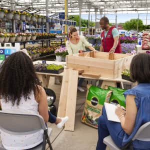 Lowe's Gardening Workshops: for free