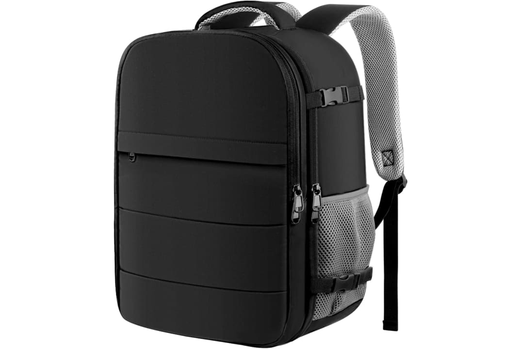 Hotor Travel Backpack: $10