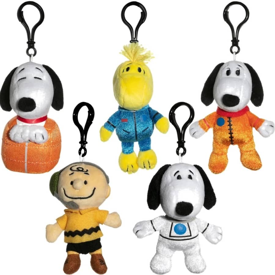 Clipsters by Jinx Peanuts Snoopy in Space 4" Plush Keychain: $10