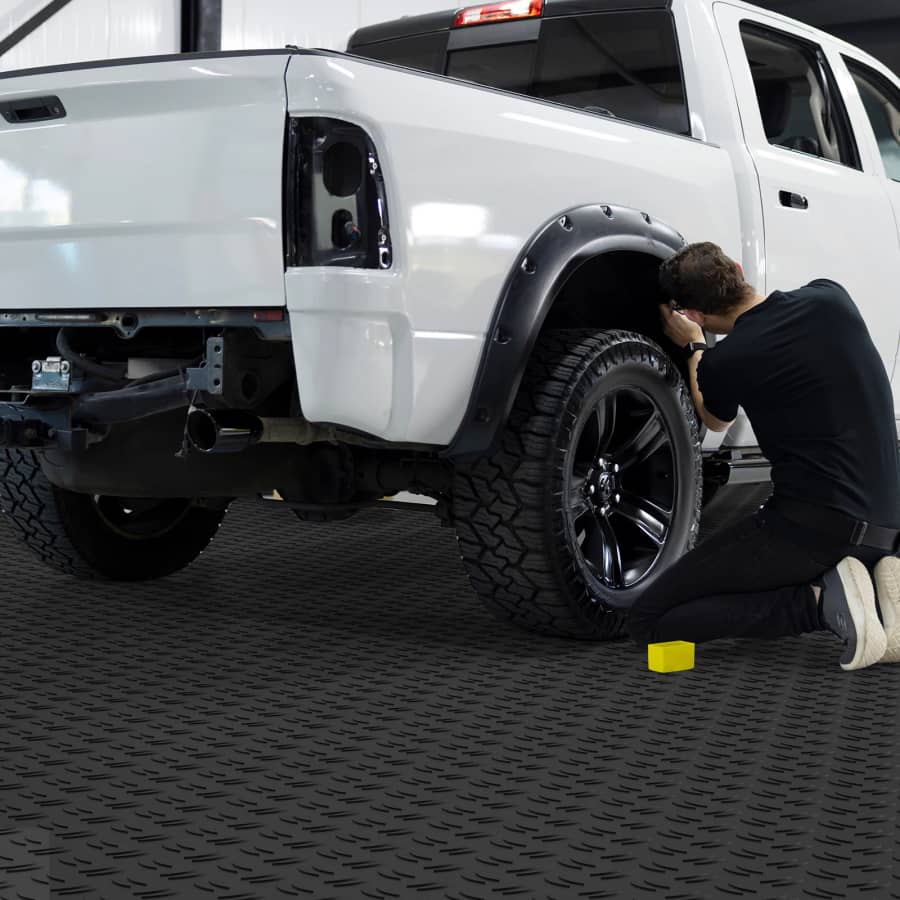 Vevor Garage Floor Tile Deals at Lowe's: Up to 44% off