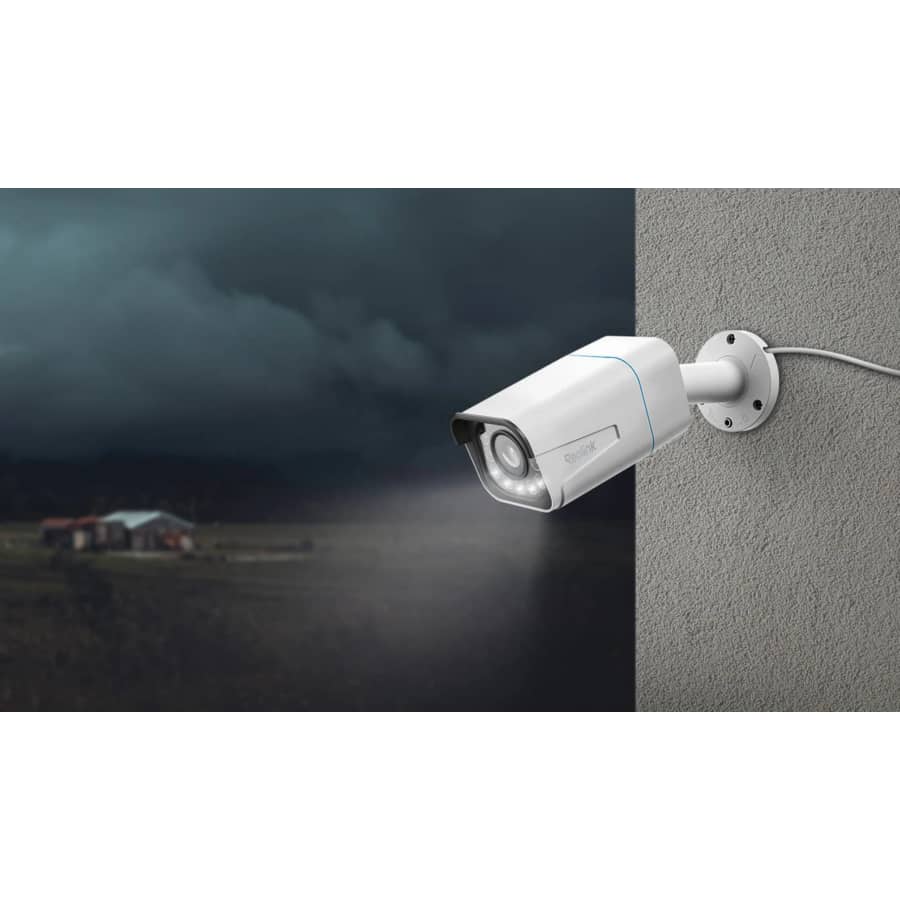 Reolink Smart 4K PoE Camera with 5× Optical Zoom: $76.99