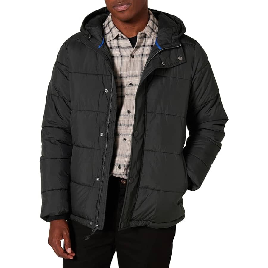 Amazon Essentials Men's Heavyweight Hooded Puffer Coat: $45