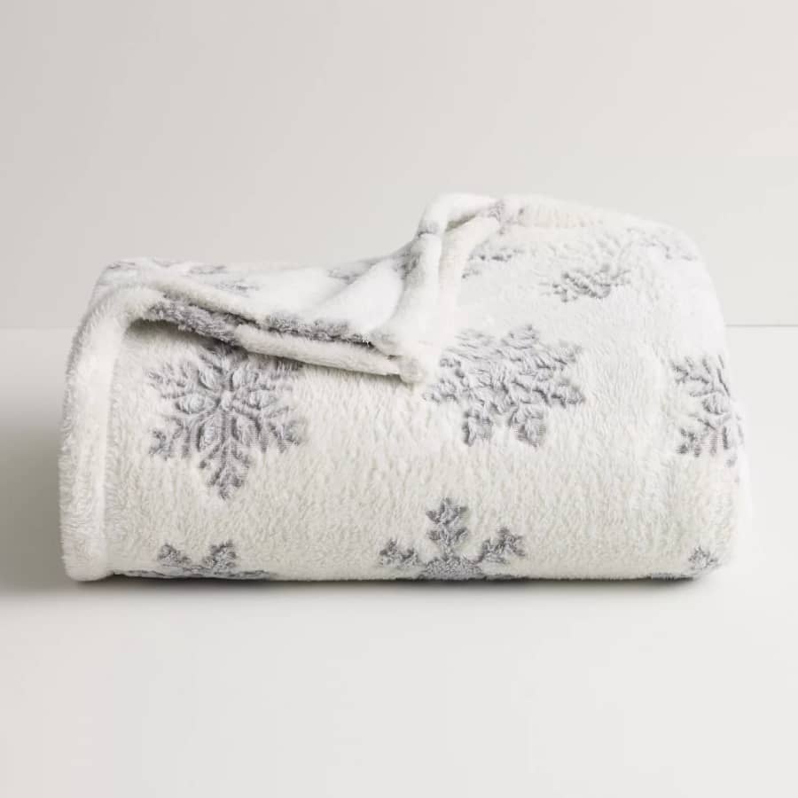 The Big One Oversize Plush Blanket Deals at Kohl's: From $7.49 The Big One Oversize Plush Blanket Deals at Kohl's: From $7.49