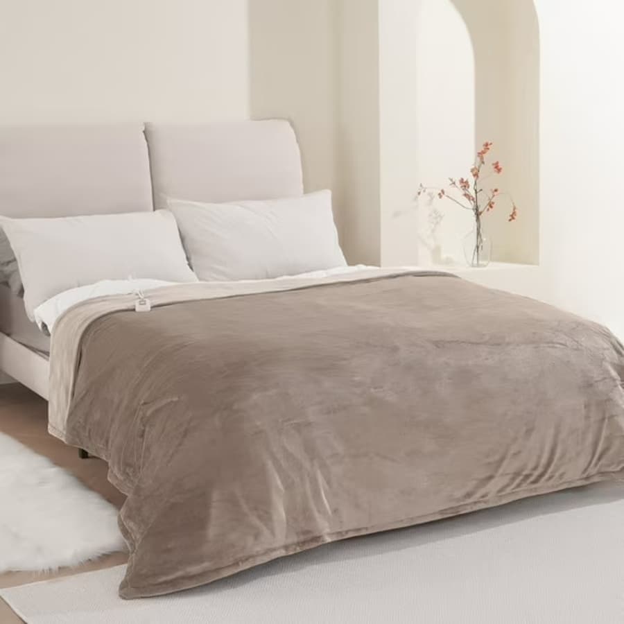 Marnur 72" x 84" Electric Blanket: $34.99 Marnur 72" x 84" Electric Blanket: $34.99