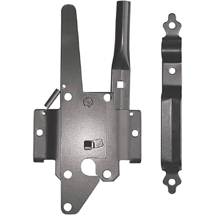 Nuvo Iron Traditional Post Latch w/ Handle: $4.80