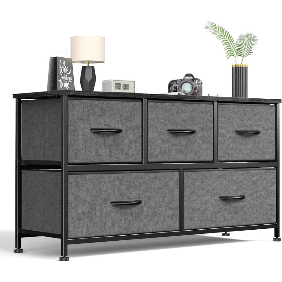 Sweetcrispy 5-Drawer Dresser: $30