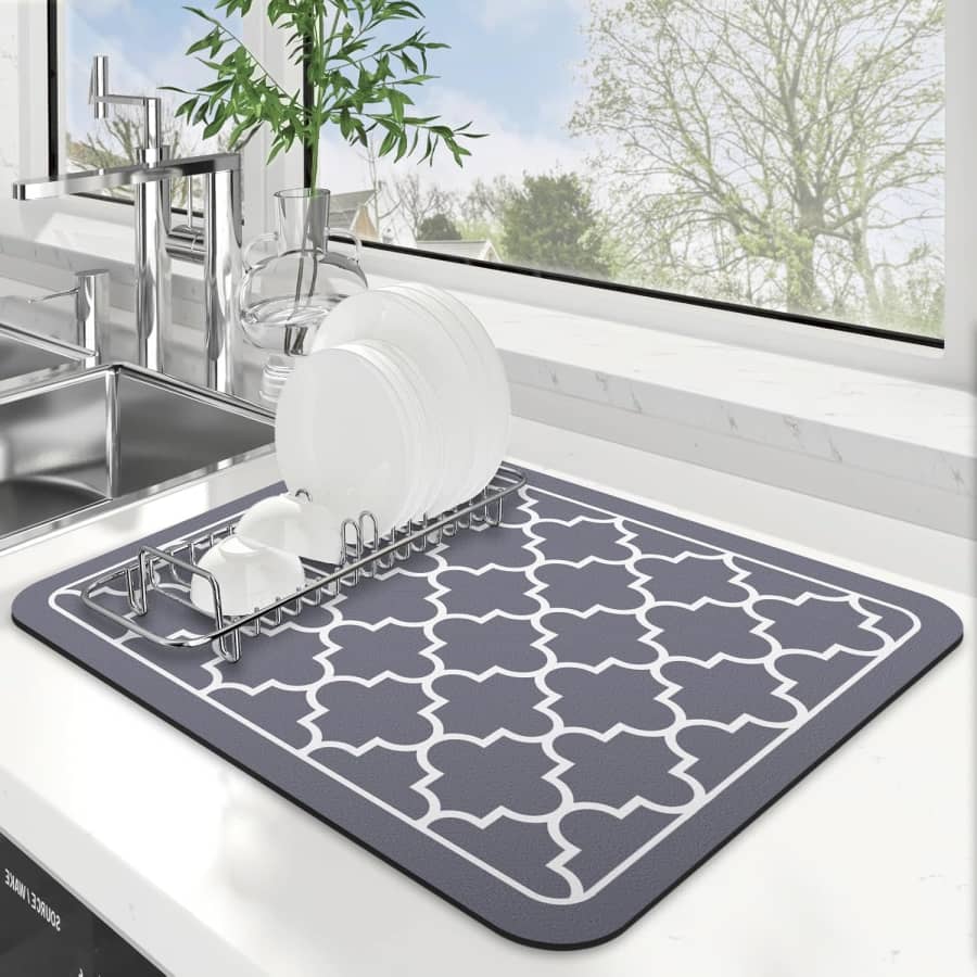 Wiselife Dish Drying Mat: $6