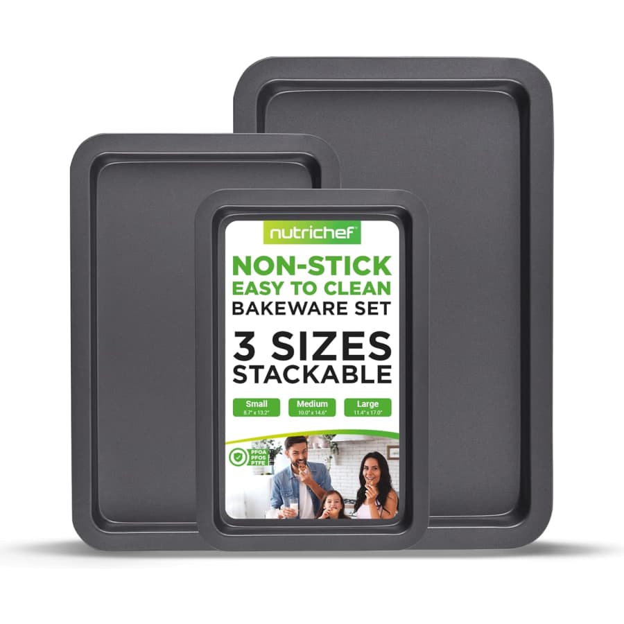 NutriChef 3-Piece Non-Stick Bakeware Set: $12