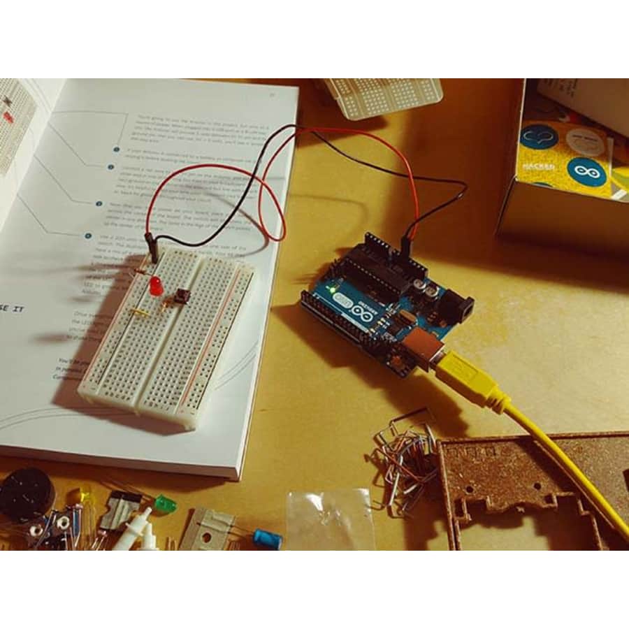 The Internet of Things & ESP32 Arduino Beginners Course Bundle: $25 The Internet of Things & ESP32 Arduino Beginners Course Bundle: $25