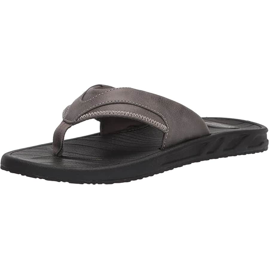 Amazon Essentials Men's Flip Flops: $14