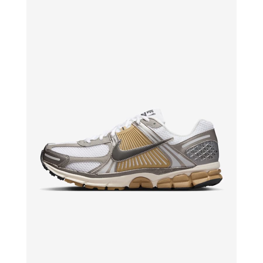 Nike Shoe Sale: Up to 40% off Nike Shoe Sale: Up to 40% off