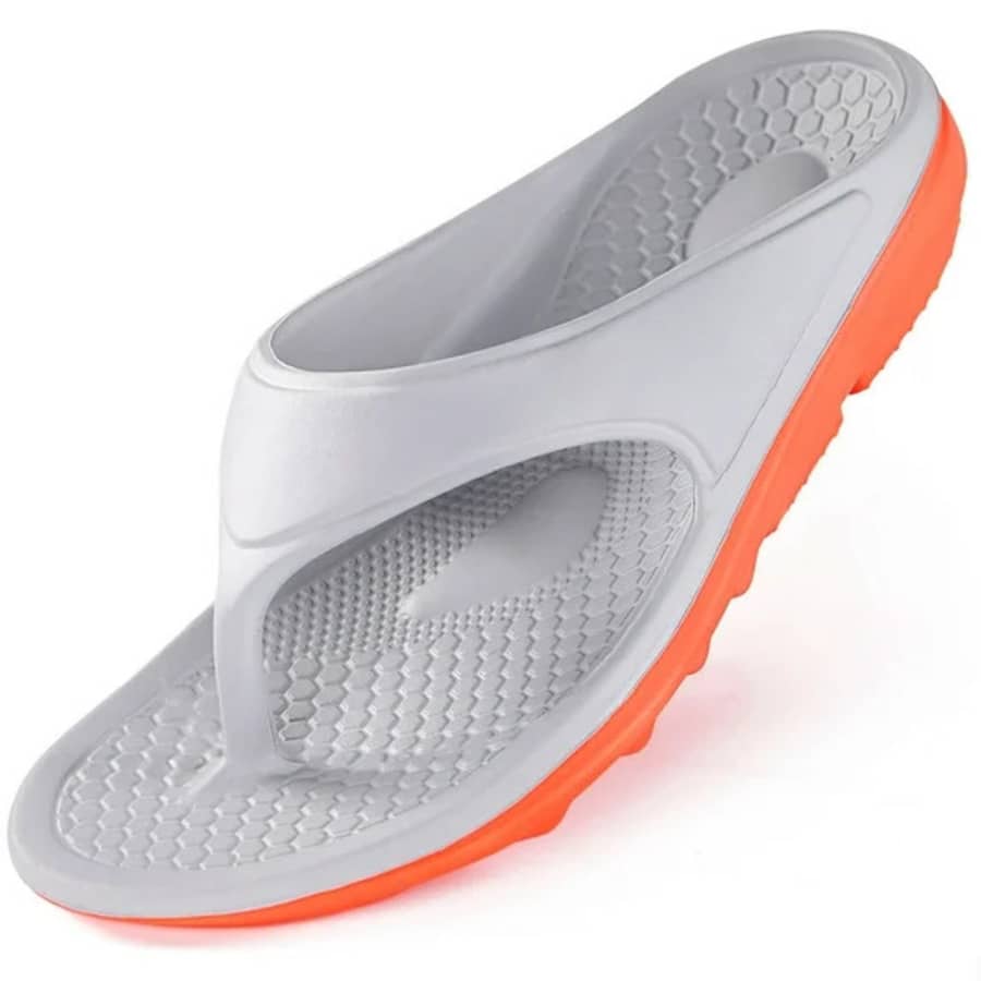 Ecetana Men's Flip Flops: $8.99