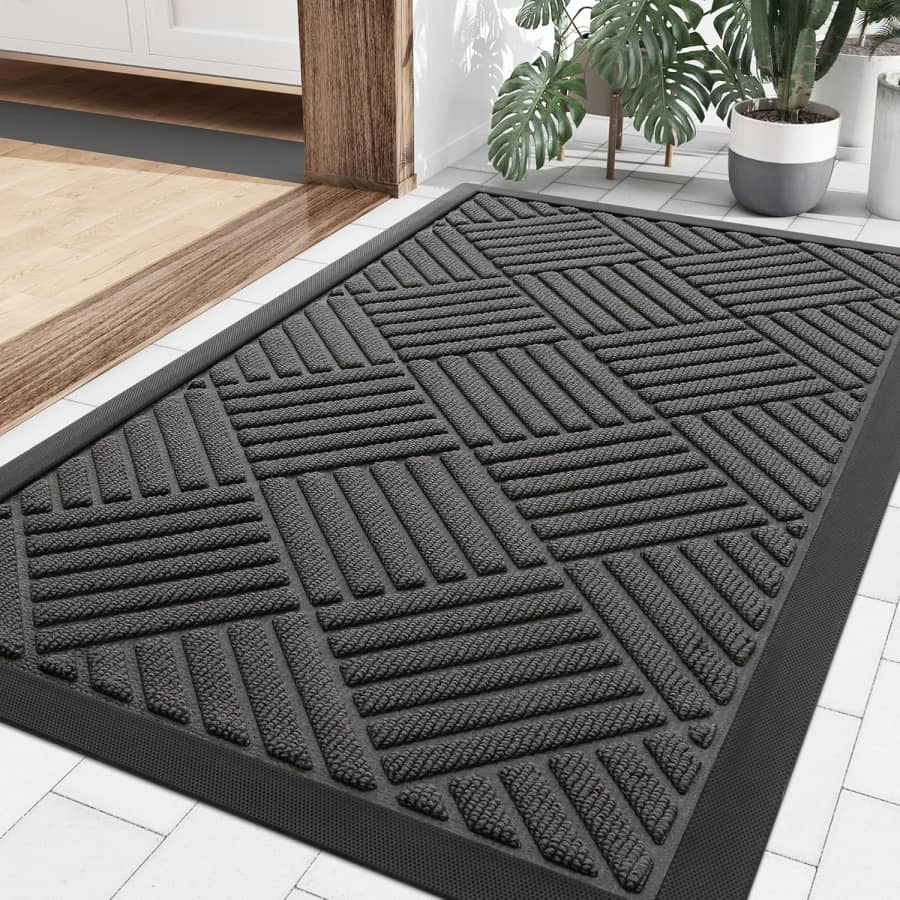 Smiry 29.5" x 17" Doormat: $8.49