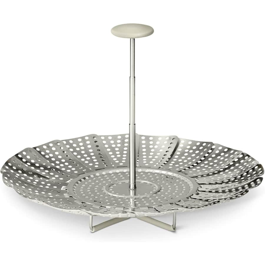 Amazon Basics Extendable Steamer Basket: $6.79