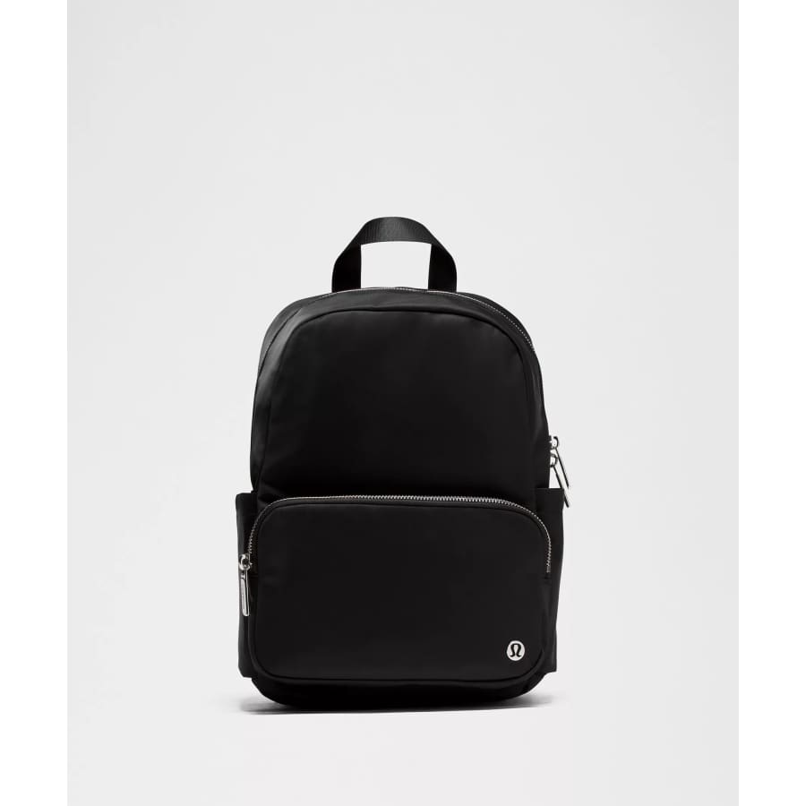 lululemon Year End Bags and Backpacks Specials: Up to 50% off