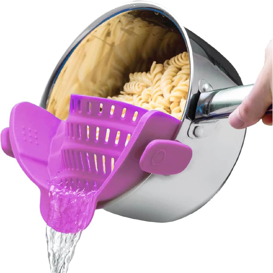 Kitchen Gizmo Snap N Strain Pot and Pasta Strainer: $9.99