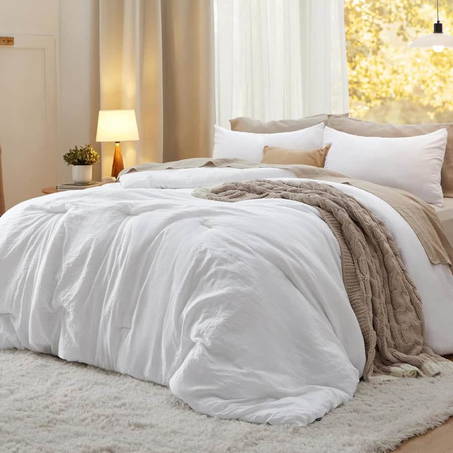 Bedsure Queen Size Comforter Set: $35 Bedsure Queen Size Comforter Set: $35