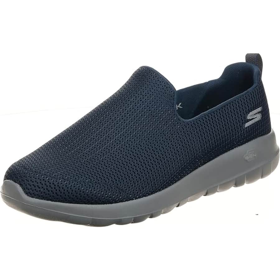 Skechers Deals at Amazon: Up to 50% off Skechers Deals at Amazon: Up to 50% off