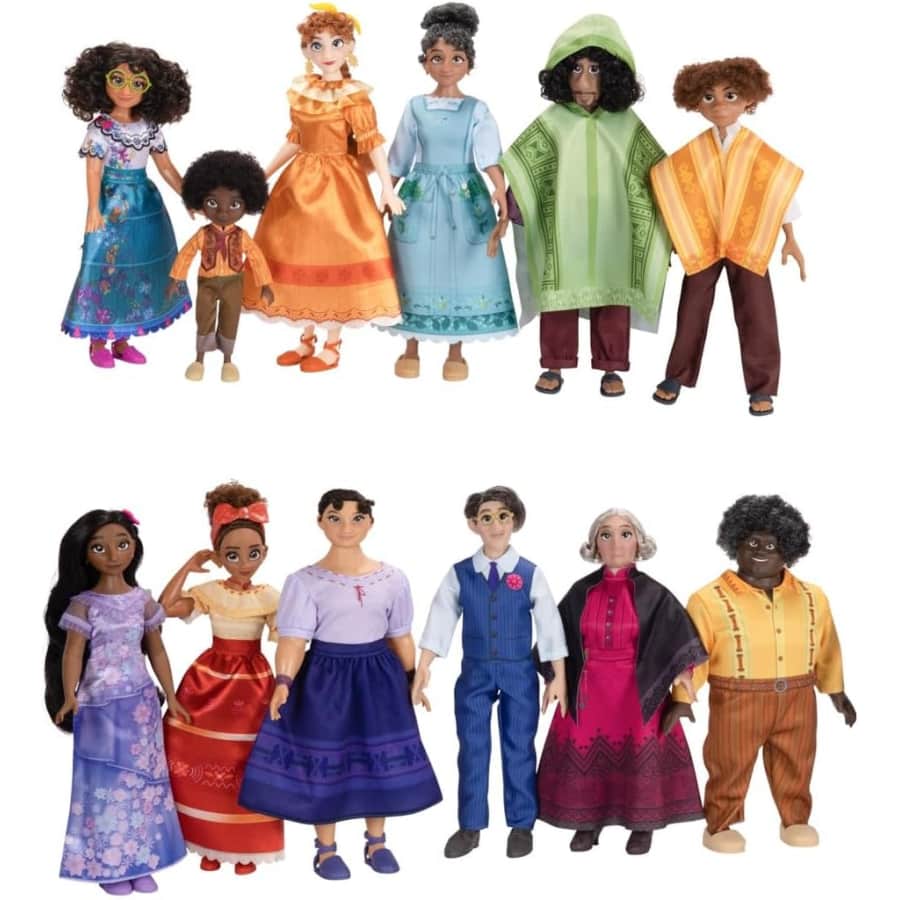 Disney Encanto Ultimate Madrigal Family Dolls Gift Set: $81.73