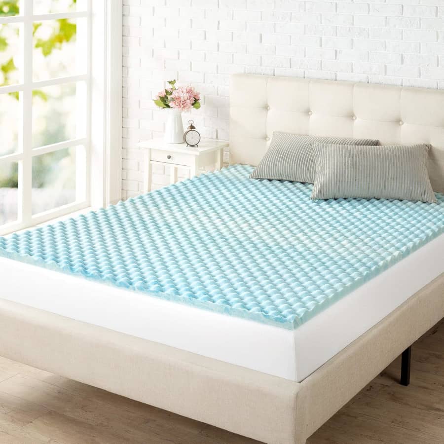 Zinus 1.5" Swirl Gel Cooling Queen Memory Foam Mattress Topper: $15 Zinus 1.5" Swirl Gel Cooling Queen Memory Foam Mattress Topper: $15