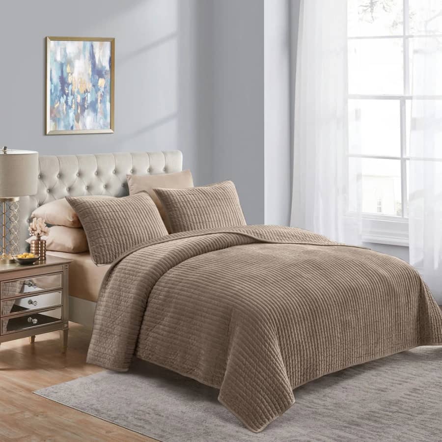 Bed Bath & Beyond Big Bedroom Sale: Up to 50% off + Extra 20% off