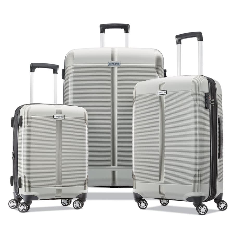Samsonite Supra DLX 3-Piece Luggage Set: $160
