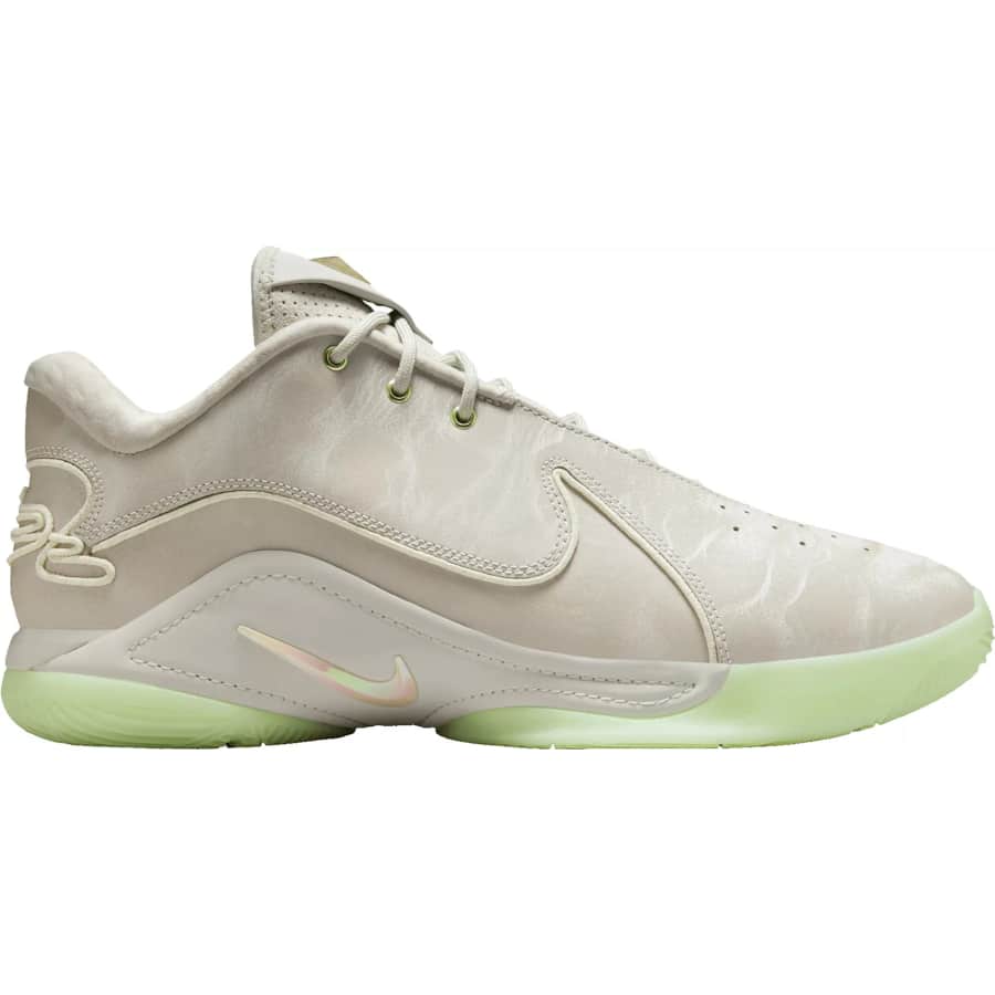 Nike Men's Deals at Dick's Sporting Goods: Up to 82% off