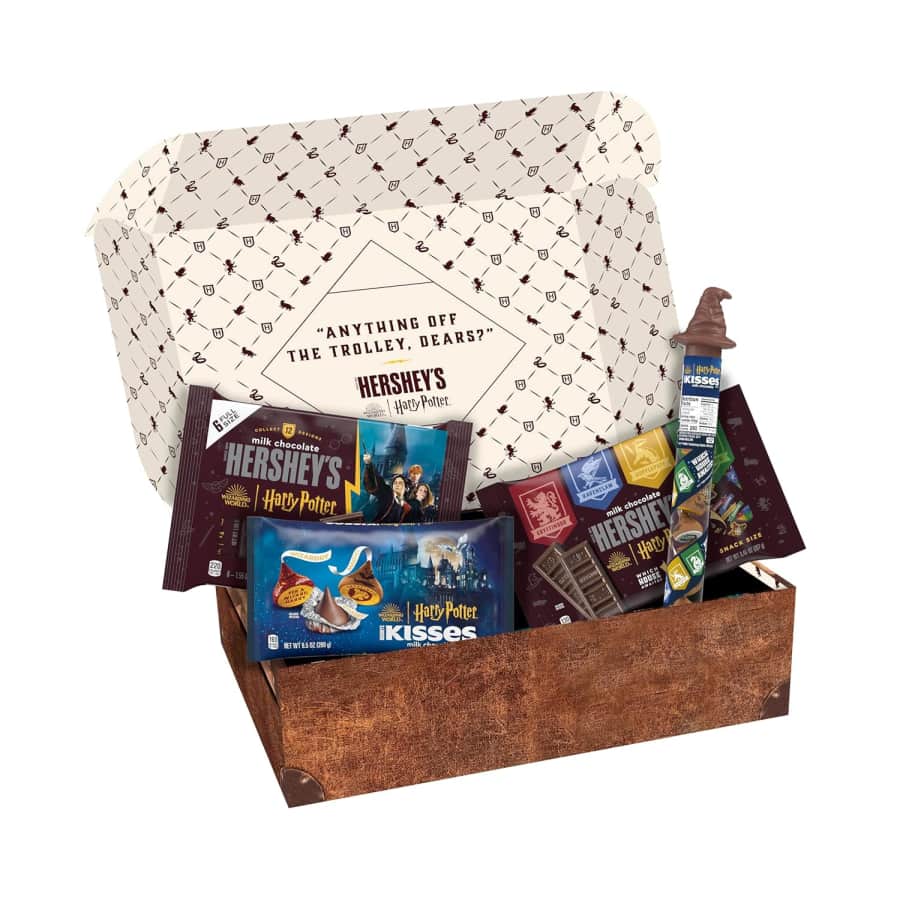 Hershey's Harry Potter Milk Chocolate Variety Pack: $17 Hershey's Harry Potter Milk Chocolate Variety Pack: $17
