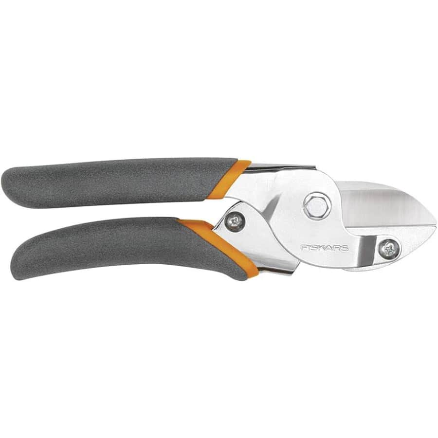 Fiskars Lawn & Garden Tool Deals at Amazon: Up to 48% off
