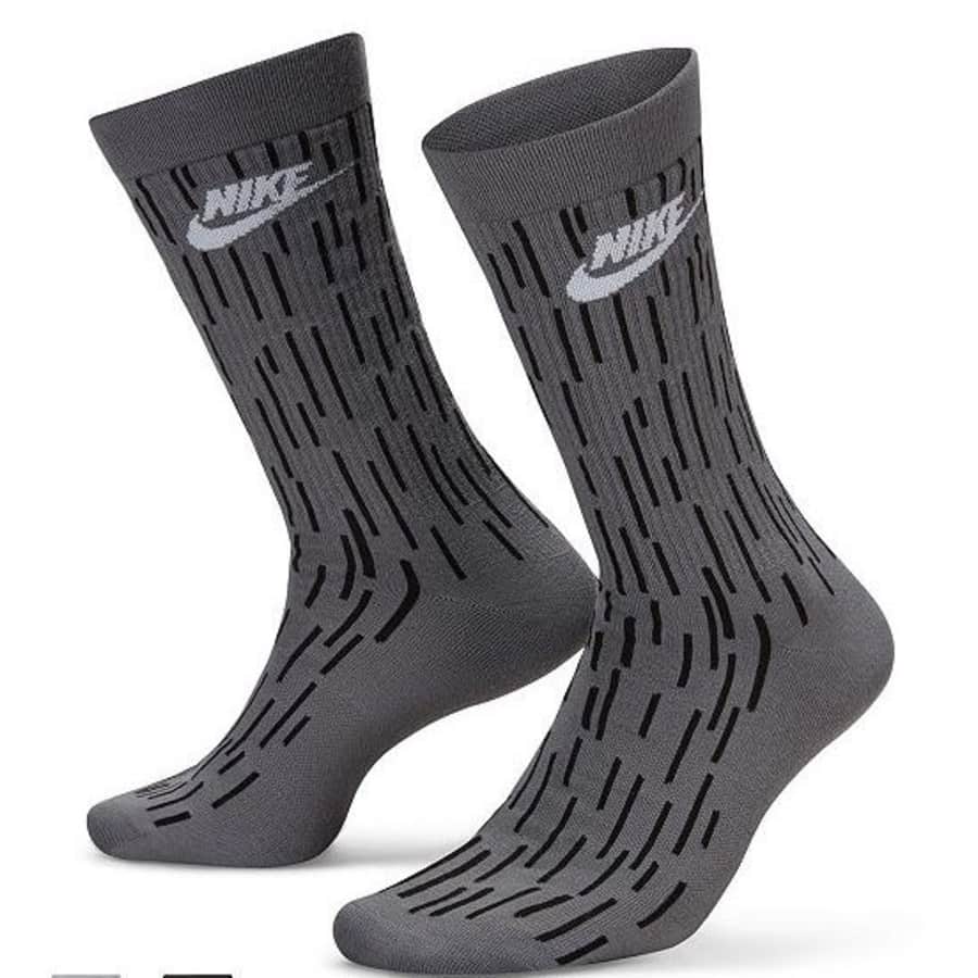 Nike Men's Everyday Essential Crew Socks 3-Pack for $6