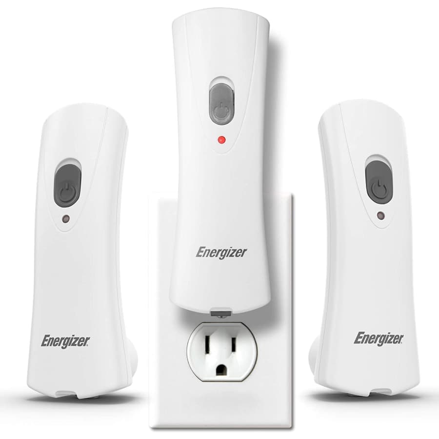 Energizer LED Rechargeable Plug-in Flashlight 3-Pack for $13 Energizer LED Rechargeable Plug-in Flashlight 3-Pack for $13