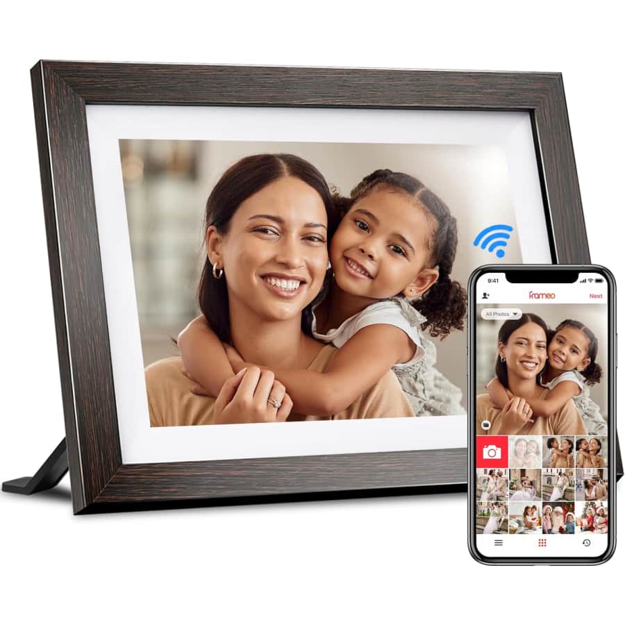 10.1" 32GB HD WiFi Digital Photo Frame for $59