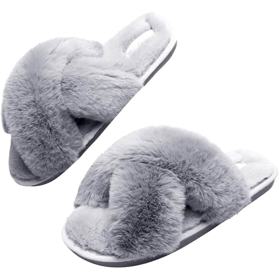 Jiasuqi Women's Fluffy House Slippers for $20 Jiasuqi Women's Fluffy House Slippers for $20